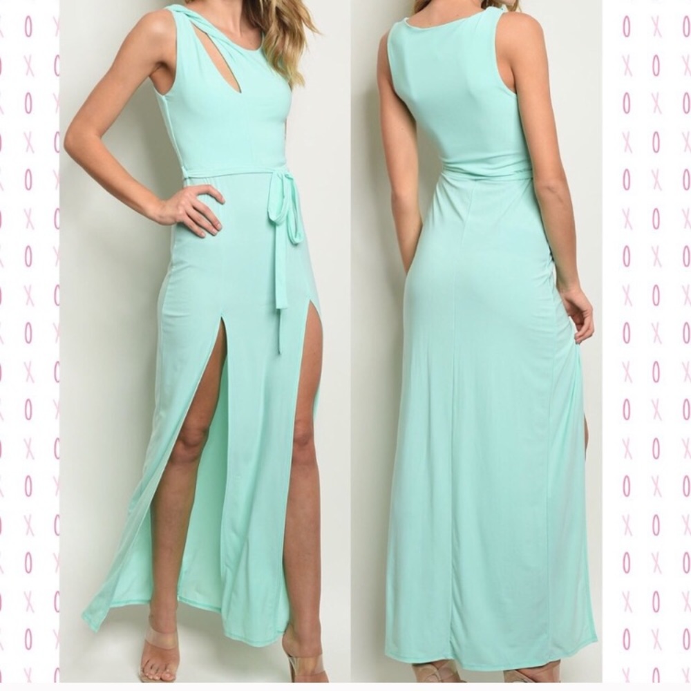 Mint color maxi dress with slits NWOT
